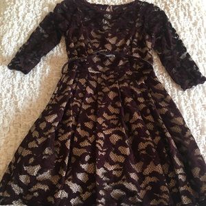Eliza J Lace Burgandy Holiday Dress Lining 4P
